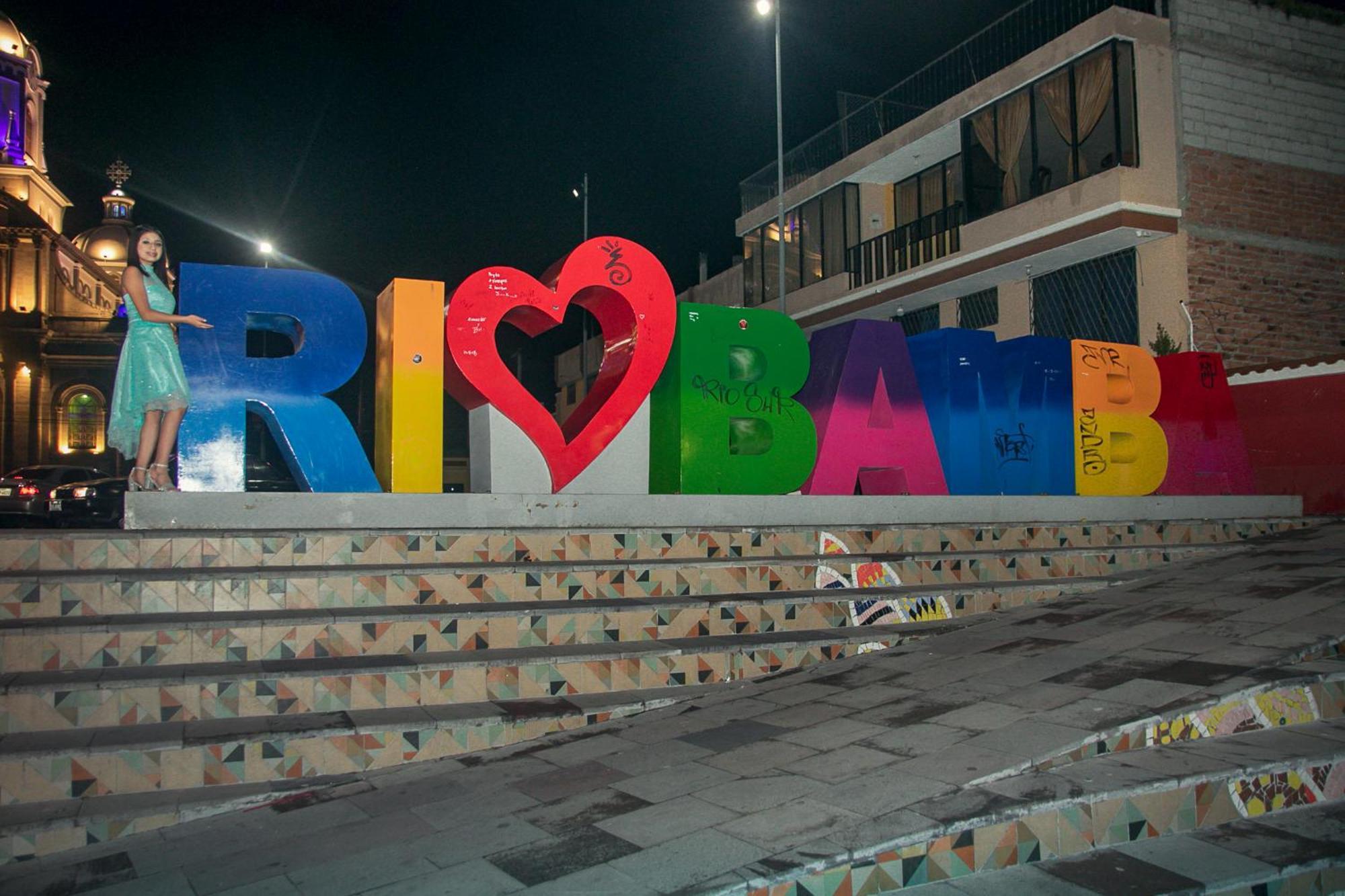 Hotel Nuestra Casa Riobamba Kültér fotó